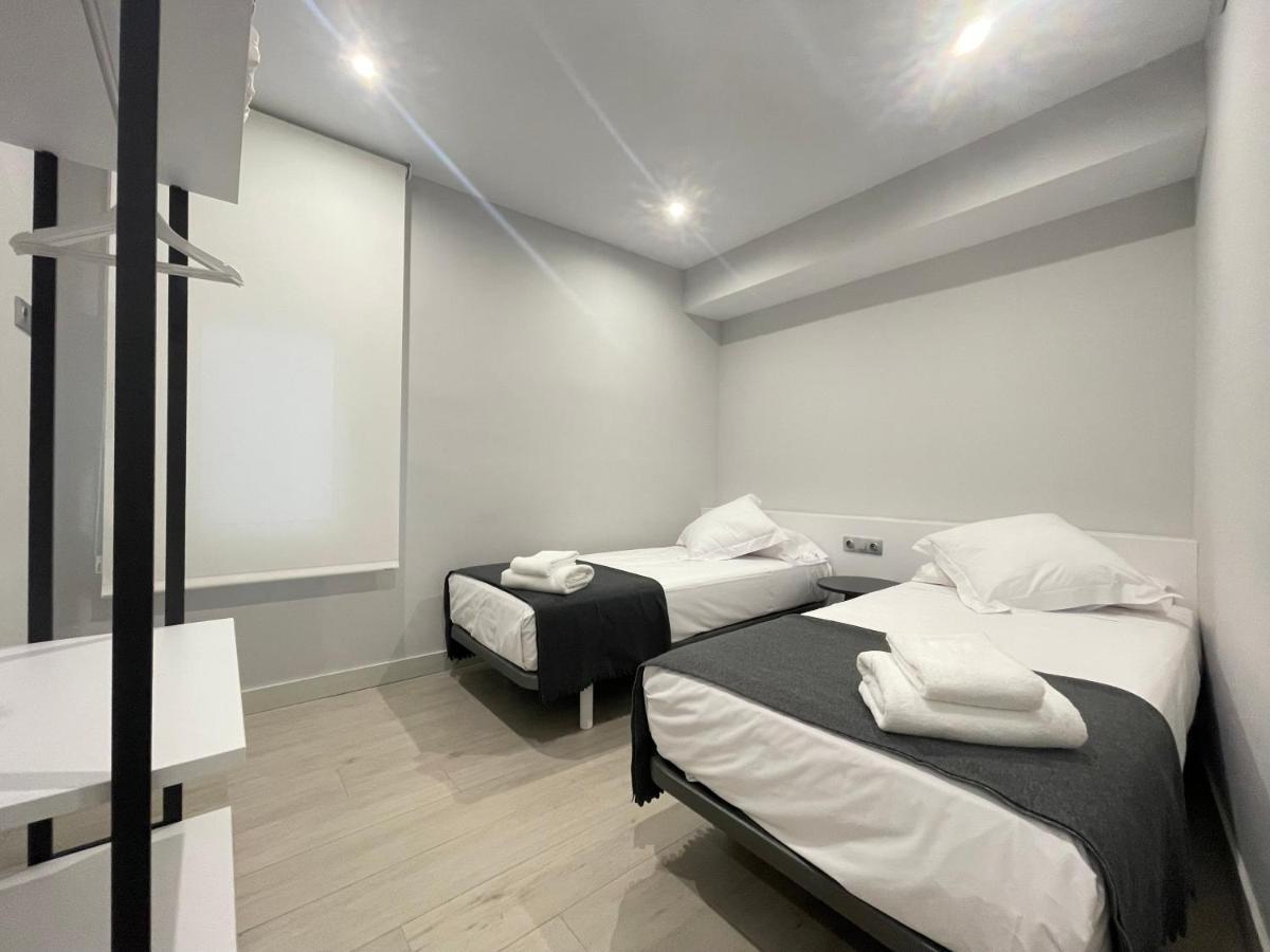 Apartaments Voramar Roses Extérieur photo