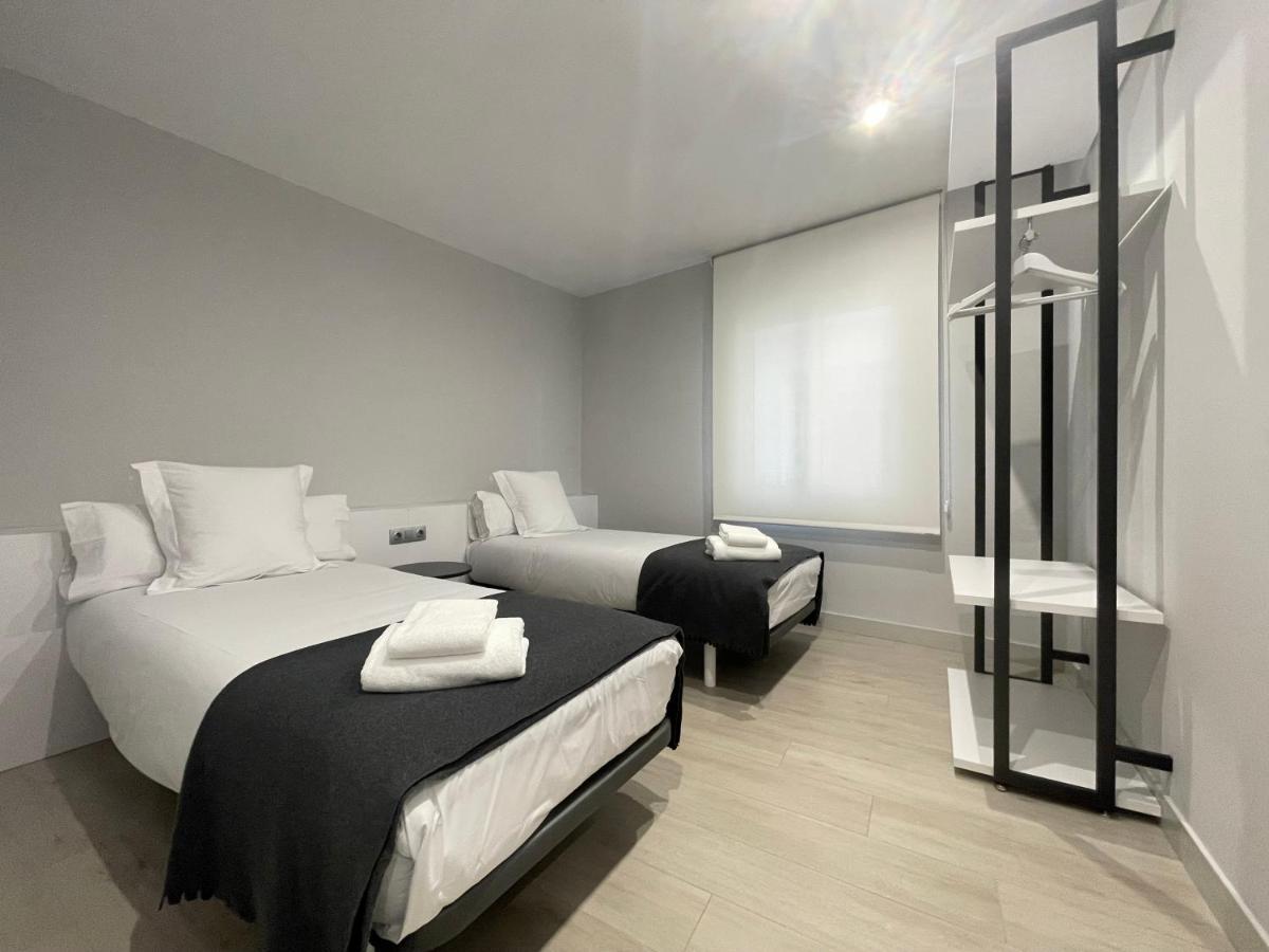 Apartaments Voramar Roses Extérieur photo