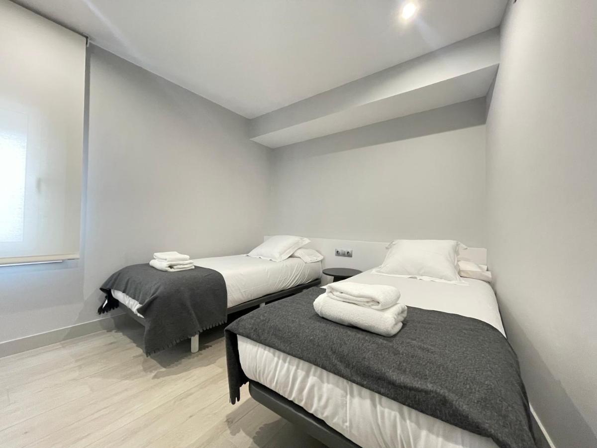 Apartaments Voramar Roses Extérieur photo