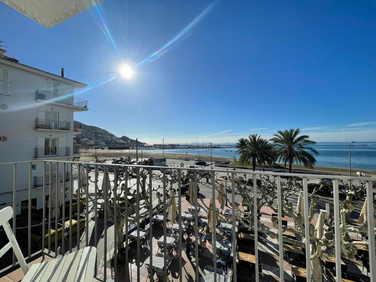 Apartaments Voramar Roses Extérieur photo